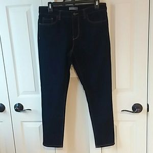 LL Signature Skinny Ankle Jeans